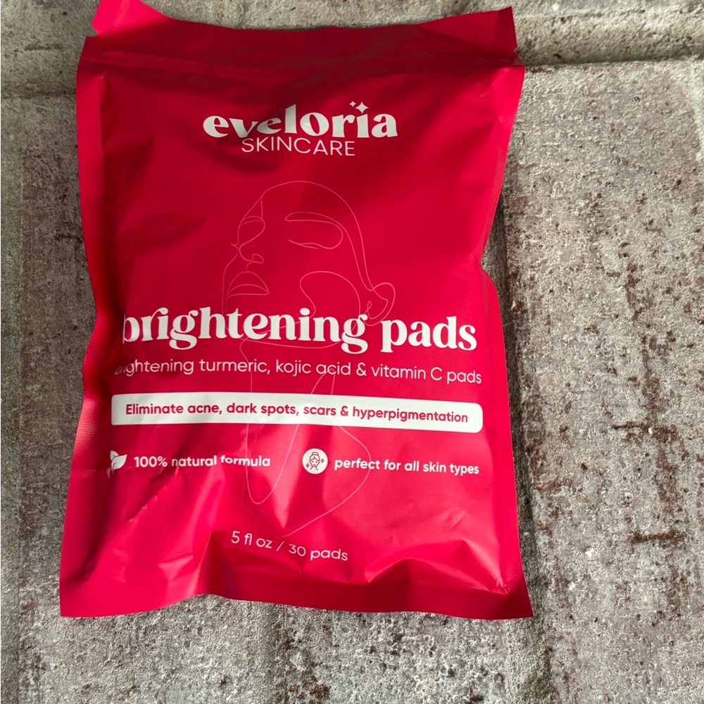 Eveloria Skincare Brightening Pads